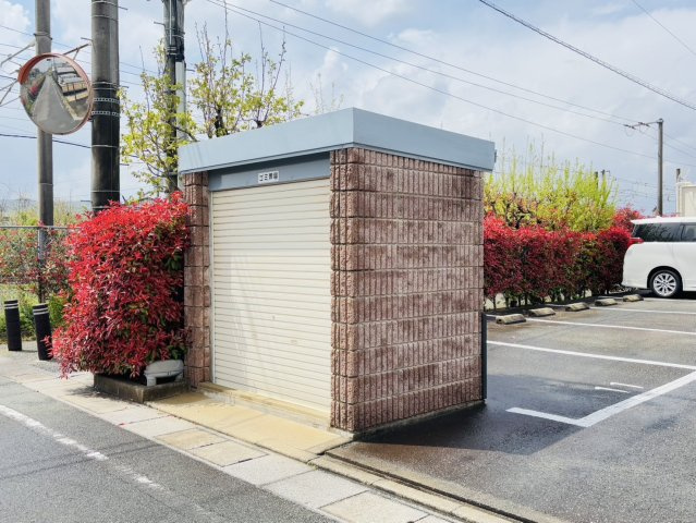 デューク筑紫野のエントランス