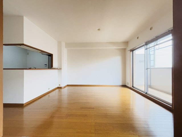 デューク筑紫野の居間・リビング