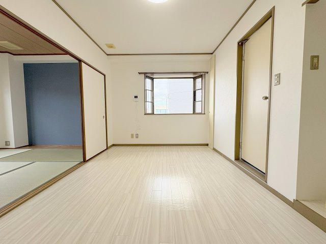 シャトークレインの居間・リビング