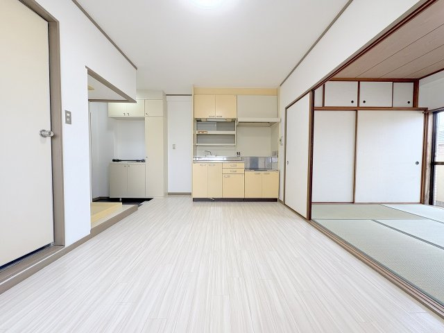 シャトークレインの居間・リビング