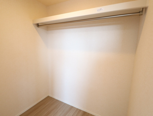 ef三番館の収納