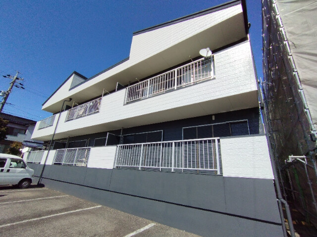 サンシャインさのの外観