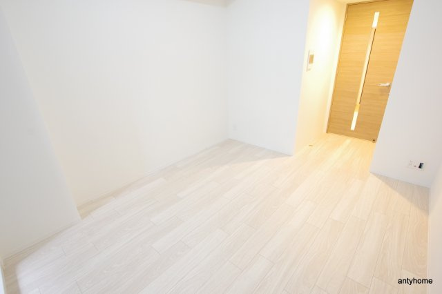 エスリード大阪上本町グリーズ　仲介手数料無料の洋室
