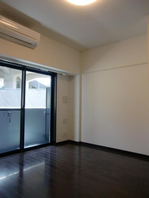 フェルクルール上野根岸のバルコニー