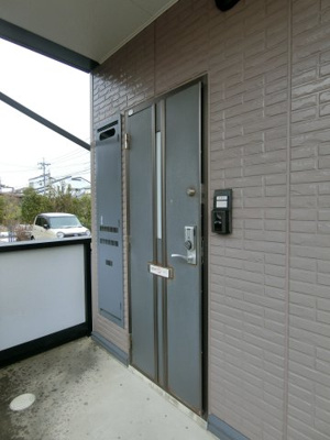 【玄関】 | エスポワールⅡ | 101号室の写真