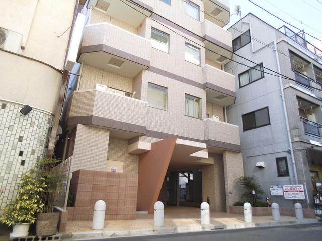 プリムローズ　アカバネのエントランス|タイル張りのきれいなマンション！
