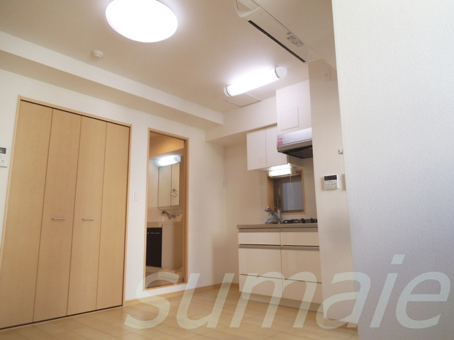 プリムローズ　アカバネの寝室|8.8帖のワンルーム☆