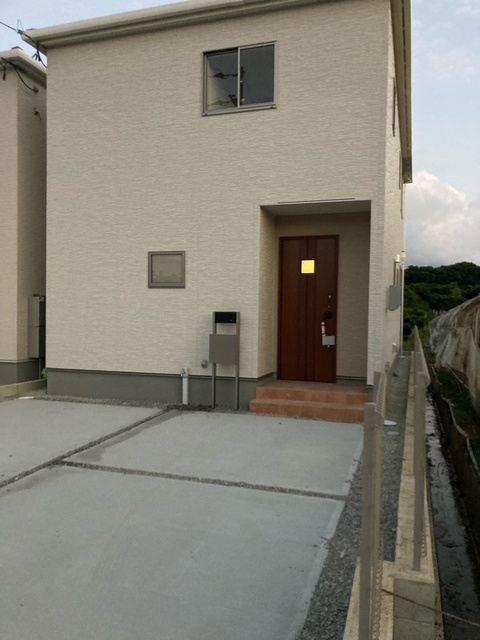 ■■八重瀬町玻名城第2-1号棟（全4棟）の外観|1号棟外観♪いつでも内覧可能です♪