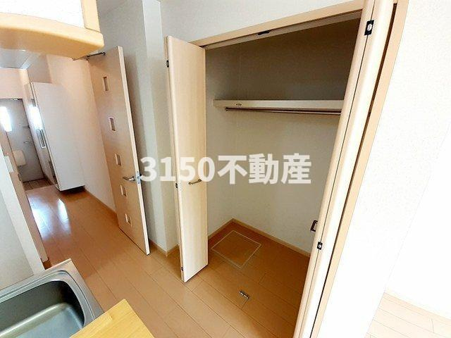 ロワイヤル城南の収納