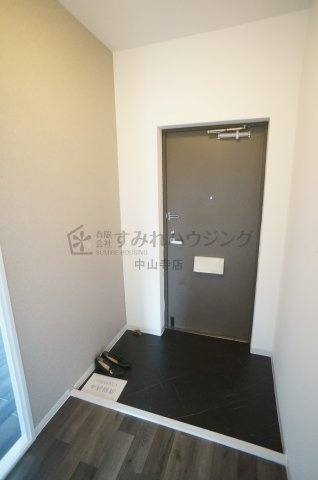 REIWA宝塚の玄関