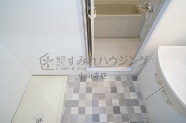 REIWA宝塚の洗面所