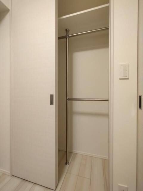 メイクスデザイン入谷アジールコートの収納
