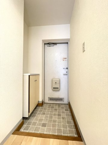 Wisteriaの玄関