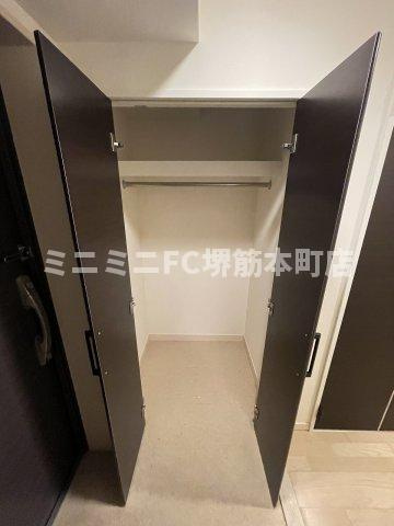 旧オリーブコートの収納