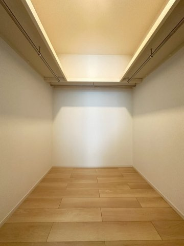 高槻市如是町のアパートの収納