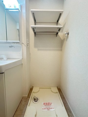 高槻市如是町のアパートの内装