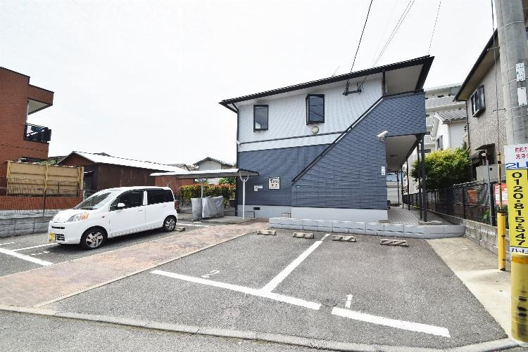 福岡市南区花畑２丁目のアパート