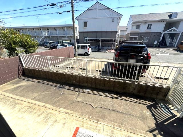 パークアベニュー弐番館の庭
