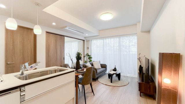 ピアースコード二子玉川の居間・リビング|こちらのリビングで趣味の時間をお楽しみください