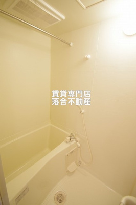 【浴室】 | コンフォートＮⅡ | 落ち着いた空間のお風呂