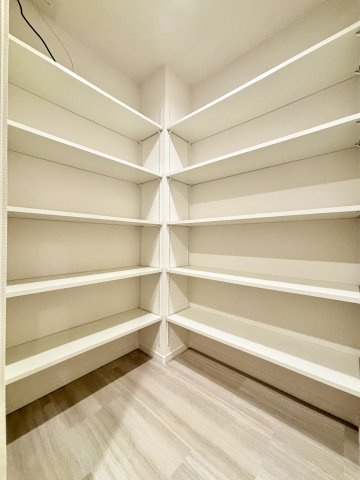 ルネヒューマンズガーデンパラディオB棟の収納|十分な収納スペースがあります