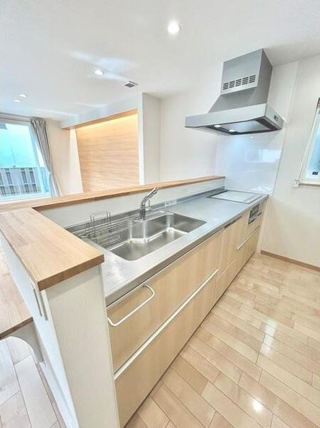 片坂町２丁目戸建のキッチン