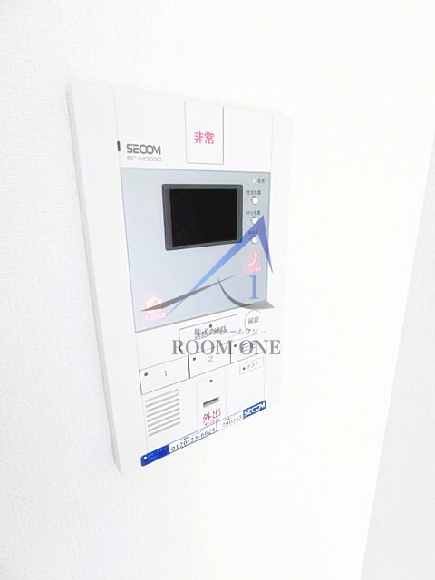 リブリ・クワイア東坂下のセキュリティ|モニター付きインターホンです。