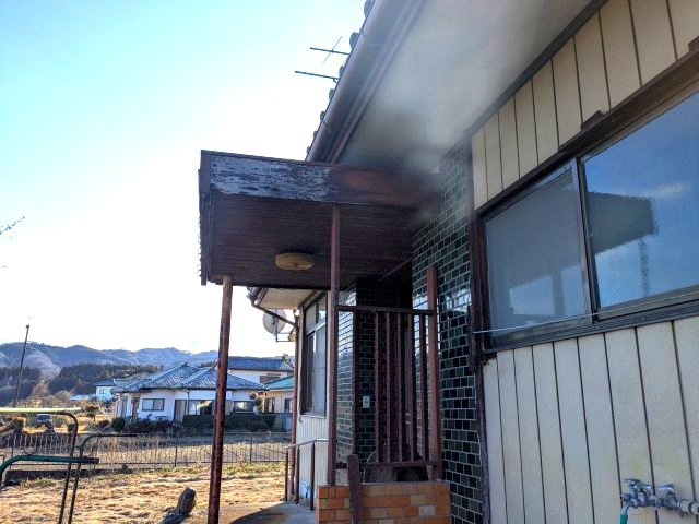中古戸建　高崎市中室田町の玄関