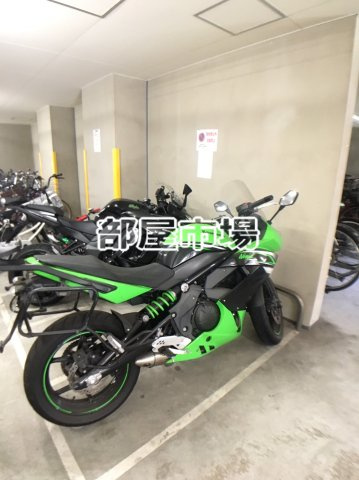ライジングプレイス浅草参番館のその他共用部分|バイク置き場