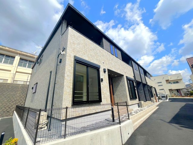 フルールドゥボヌールアオイ