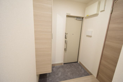 【玄関】 | LaMaison高羽町