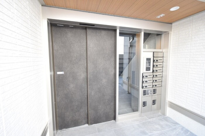 【エントランス】 | LaMaison高羽町