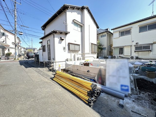 【前面道路含む現地写真】 | 朝霞市宮戸2丁目　新築一戸建住宅　全1棟　(丸井志木店) | 現地（2026年4月）撮影／省エネ性能ラベル取得の快適な住まい