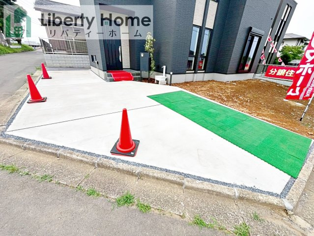牛久市南7丁目　新築戸建　1号棟のエントランス