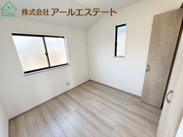 加古川市加古川町大野　　JR「日岡駅」徒歩10分の寝室