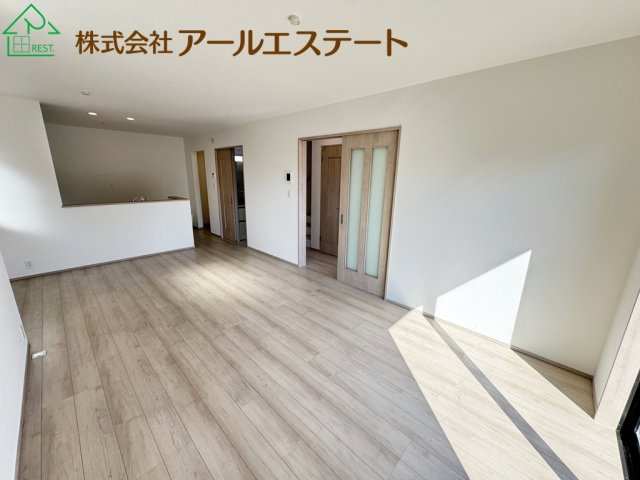 加古川市加古川町大野　　JR「日岡駅」徒歩10分の居間・リビング