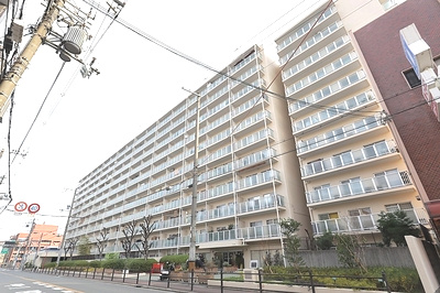 関目グリーンハイツA棟の外観