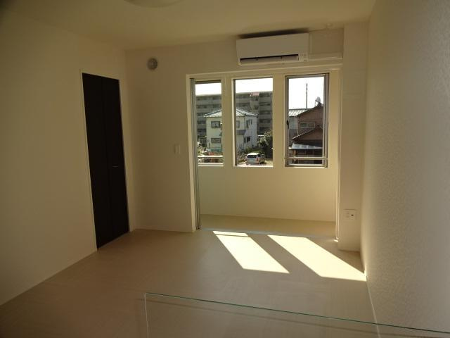 グランドノアールの居間・リビング|リビング