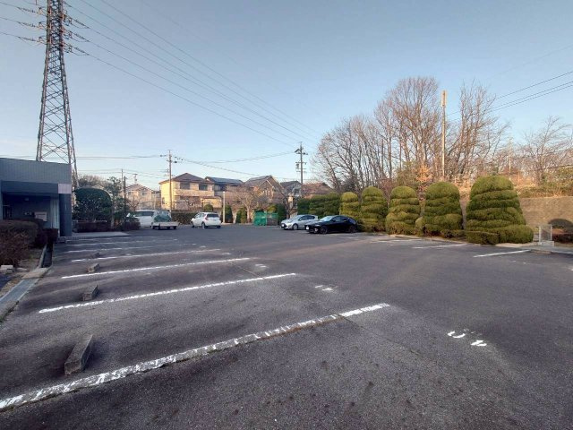 GREEN HILLS KATOH(グリーンヒルズカトウ)の駐車場