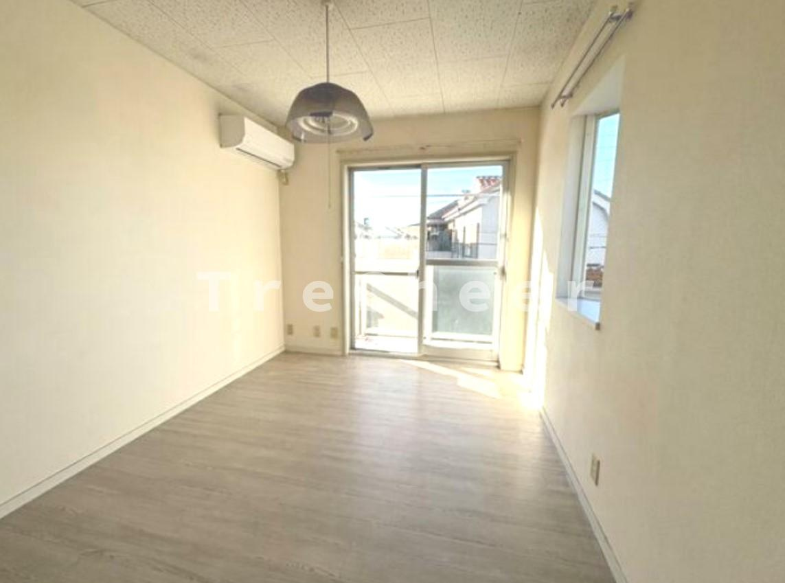 ワイズコーポ常盤台の洋室