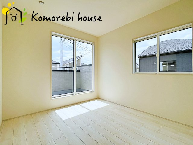 【大宮　East Terrace】さいたま市見沼区大谷　新築一戸建て　ブルーミングガーデン　02の洋室|スタンダードな洋室です