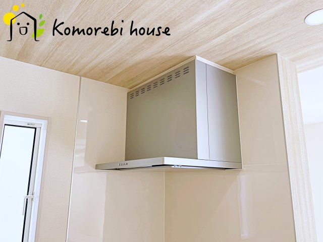 【大宮　East Terrace】さいたま市見沼区大谷　新築一戸建て　ブルーミングガーデン　02のキッチン|キッチンでお料理をお楽しみください