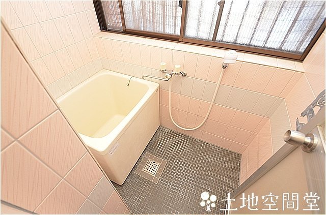 猪熊２丁目テラスハウスの浴室