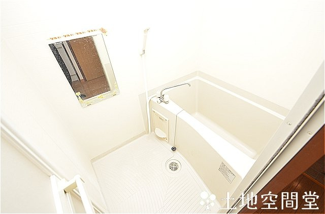 グリーンパーク三共の浴室