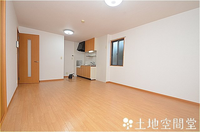 アスティオス洞南A棟の居間・リビング