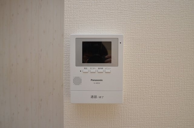 ハイツベルヴューのセキュリティ|ＴＶモニターホンで安心です。