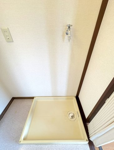 【設備】 | ジョイフルシノ | 室内洗濯機置場