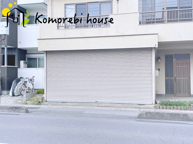 見沼区大和田町　中古一戸建ての駐車場|駐車スペースもあります