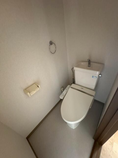 ドミール板橋本町のトイレ