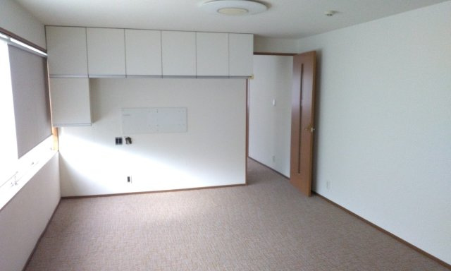 大阪市西成区岸里2丁目売住宅付事務所7480万円のその他